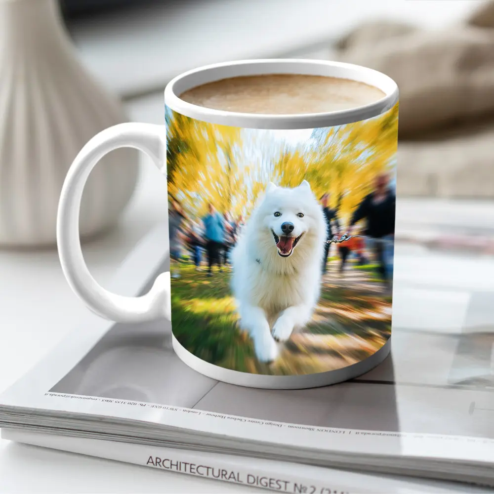 Samoyed Dog Running in Autumn Park – Mugs