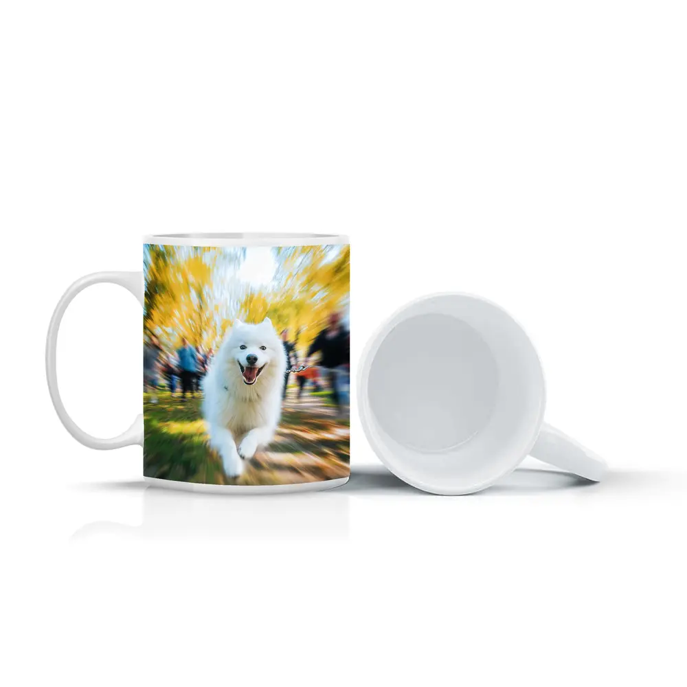 Samoyed Dog Running in Autumn Park – Mugs