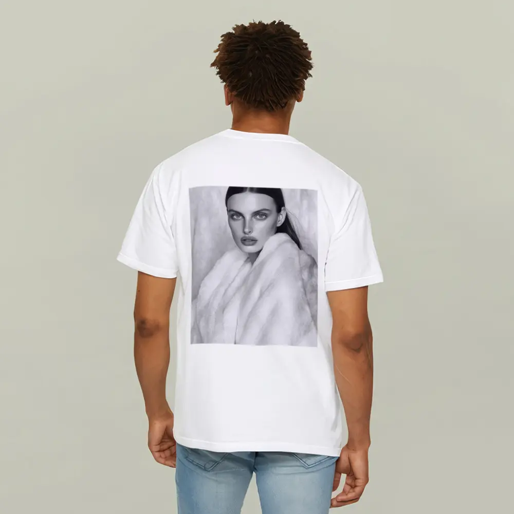Black and White Fashion Model Fur Portrait – T-Shirts