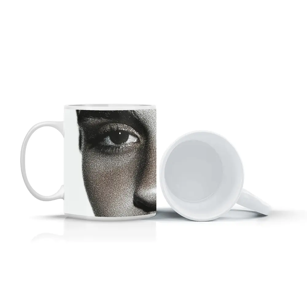 Close Up Woman Face Black White Portrait – Mugs