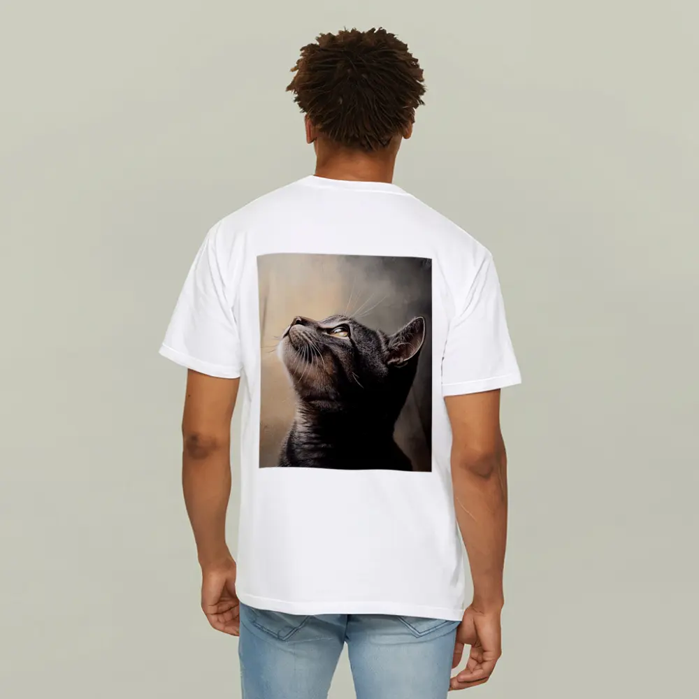 Tabby Cat Looking Up Moody Oil Painting – T-Shirts