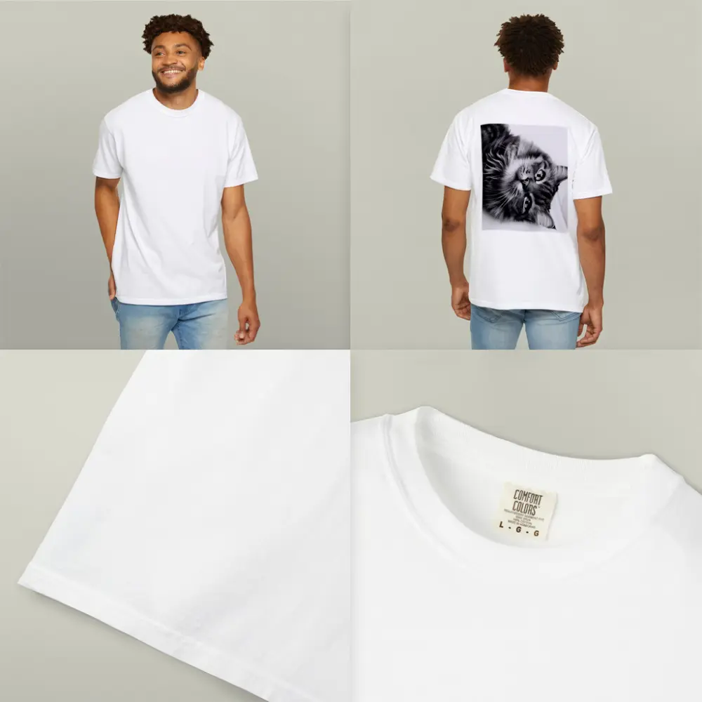 Maine Coon Cat Black and White Portrait – T-Shirts