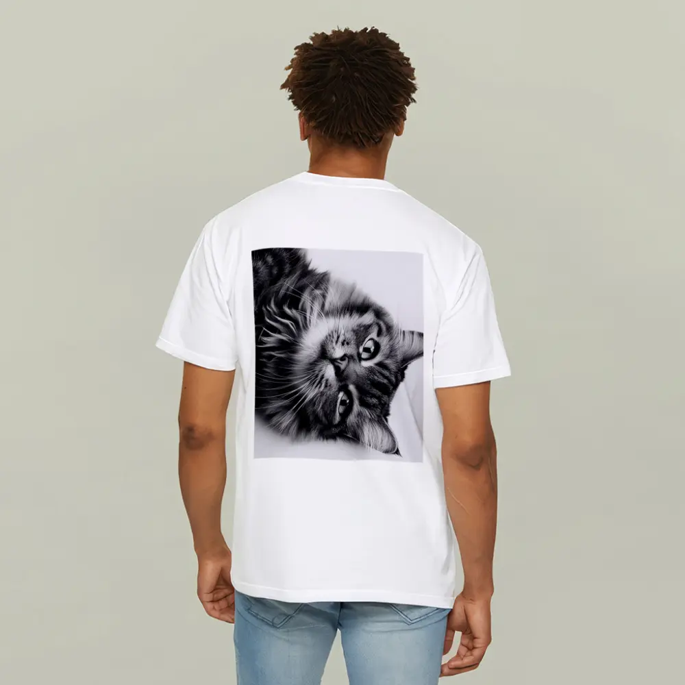 Maine Coon Cat Black and White Portrait – T-Shirts