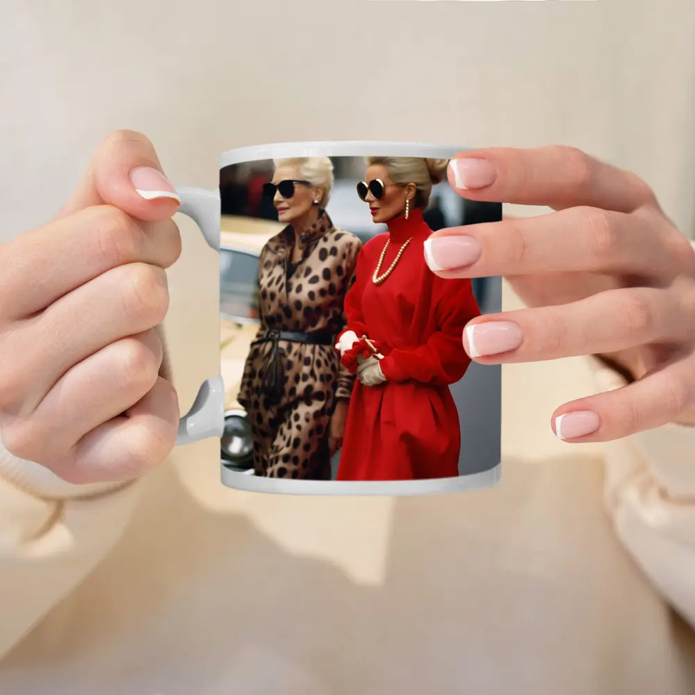 Elegant Women Street Fashion Bold Style – Mugs