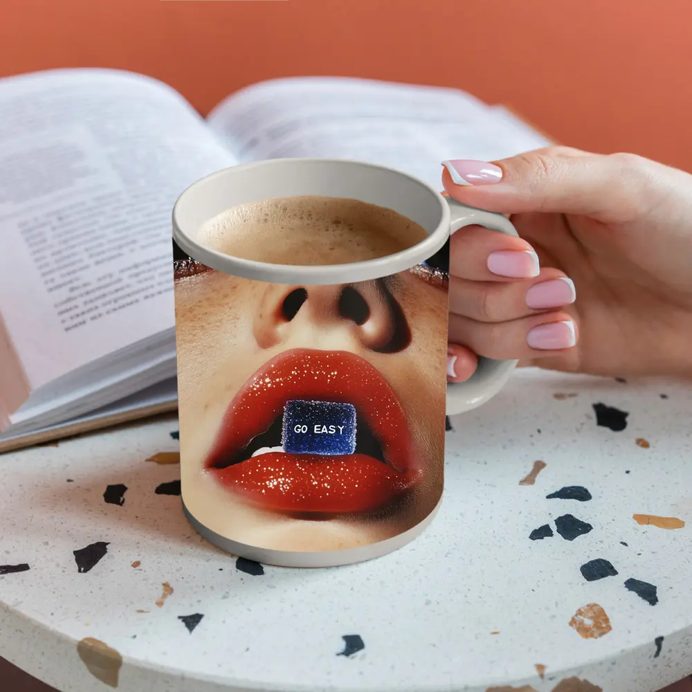Go Easy Blue Gummy Lips Macro – Mugs