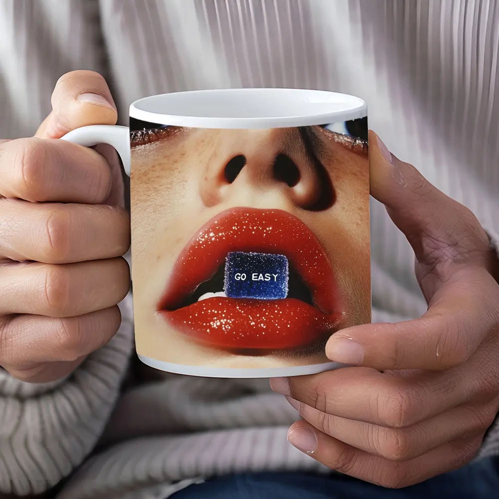 Go Easy Blue Gummy Lips Macro – Mugs