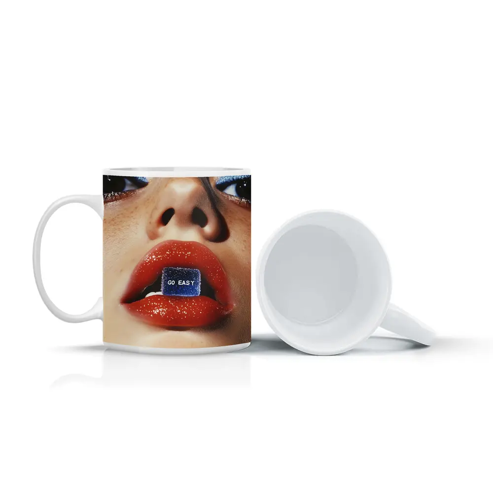 Go Easy Blue Gummy Lips Macro – Mugs