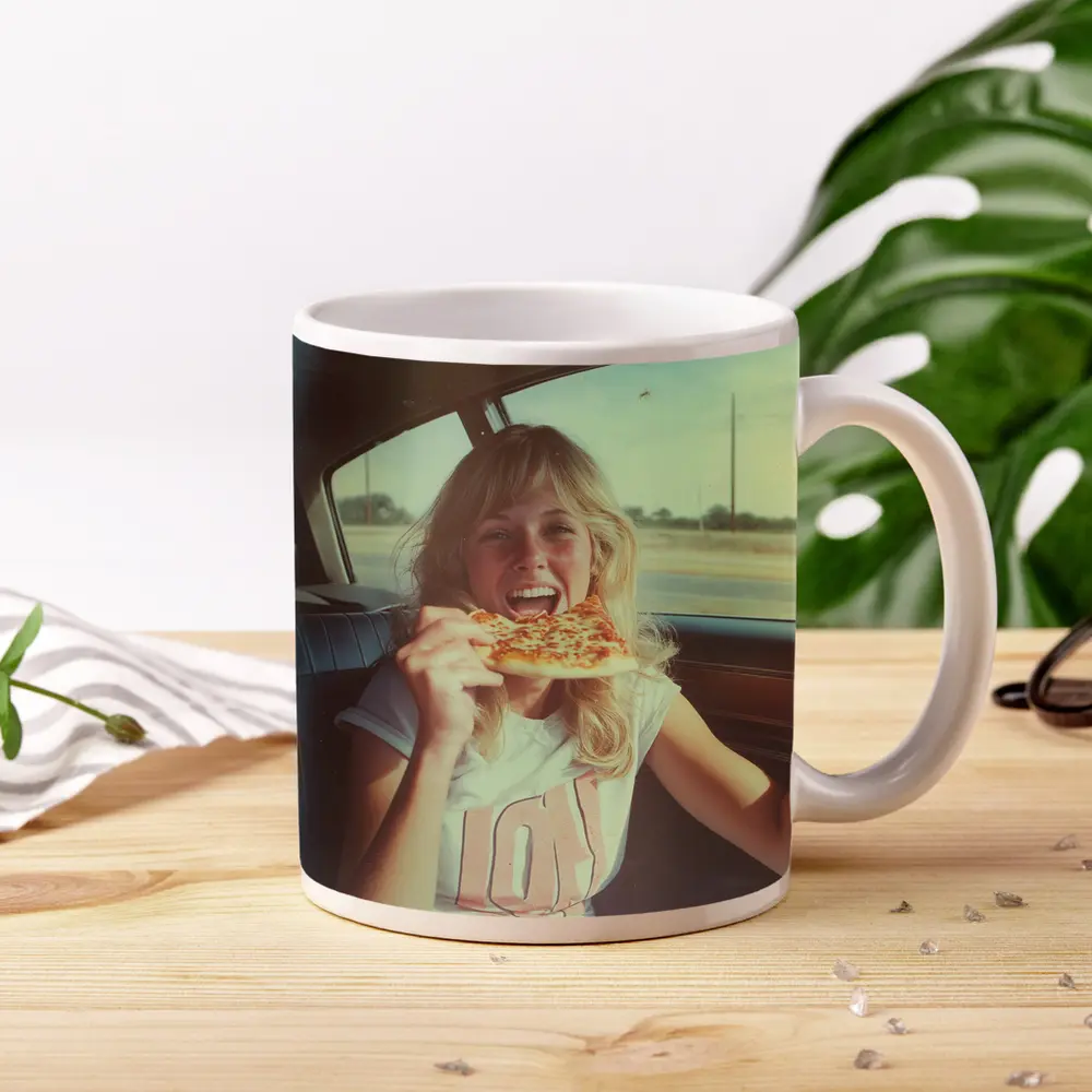Retro Girl Eating Pizza In Car – Mugs