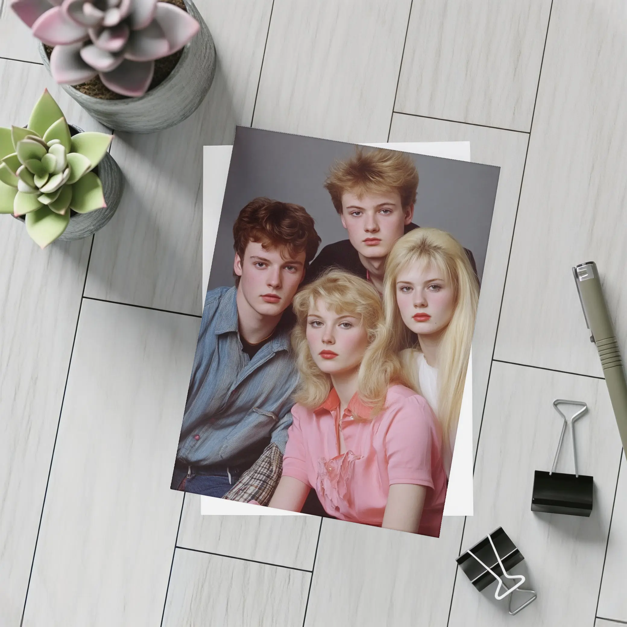 Retro Eighties Teen Group Studio Portrait – Postcards