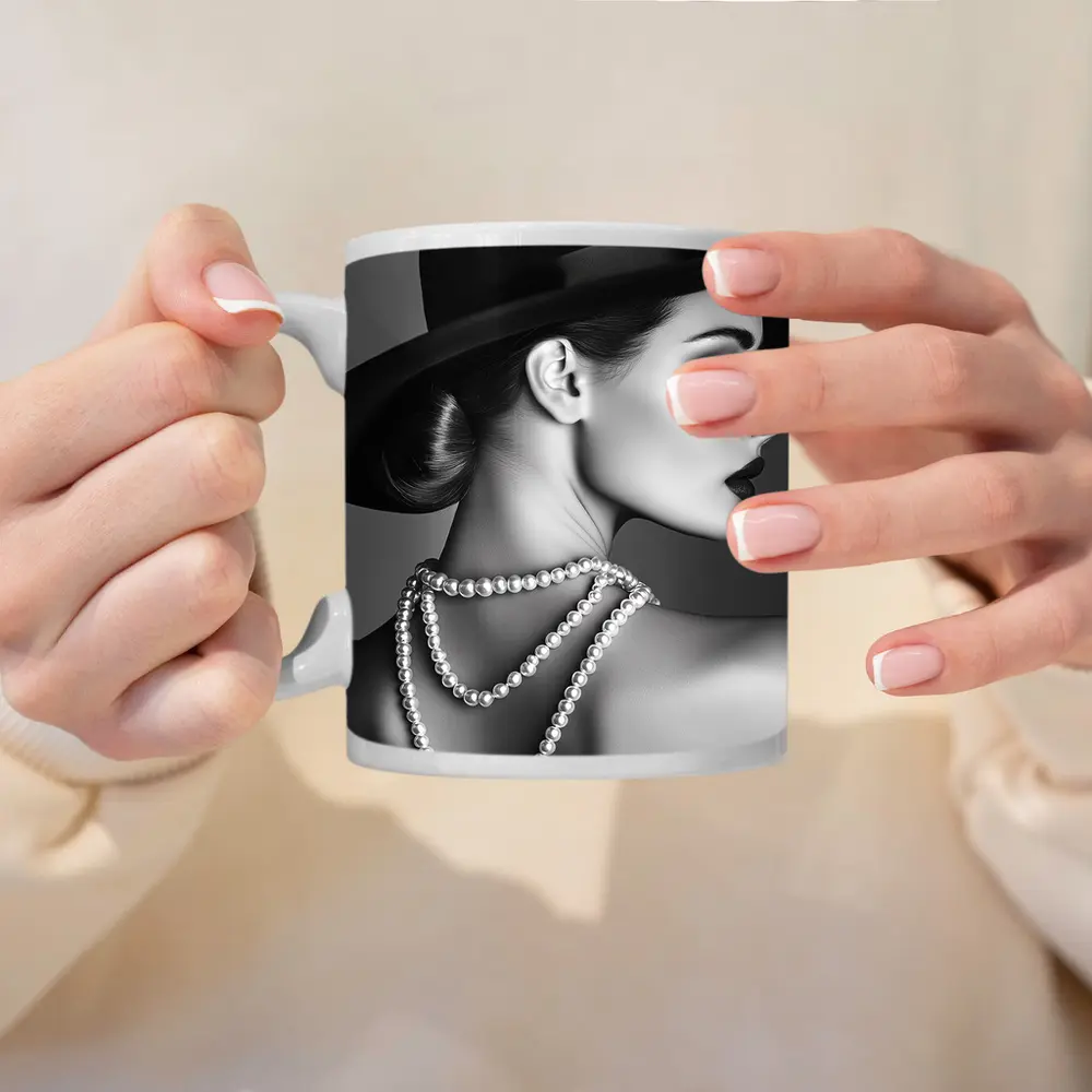 Elegant Woman Pearl Necklace Wide Brim Hat – Mugs