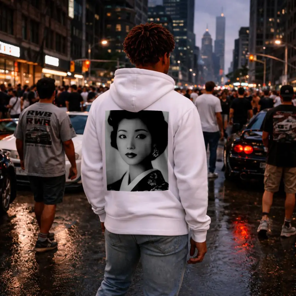 Japanese Woman Portrait Black And White – Hoodies