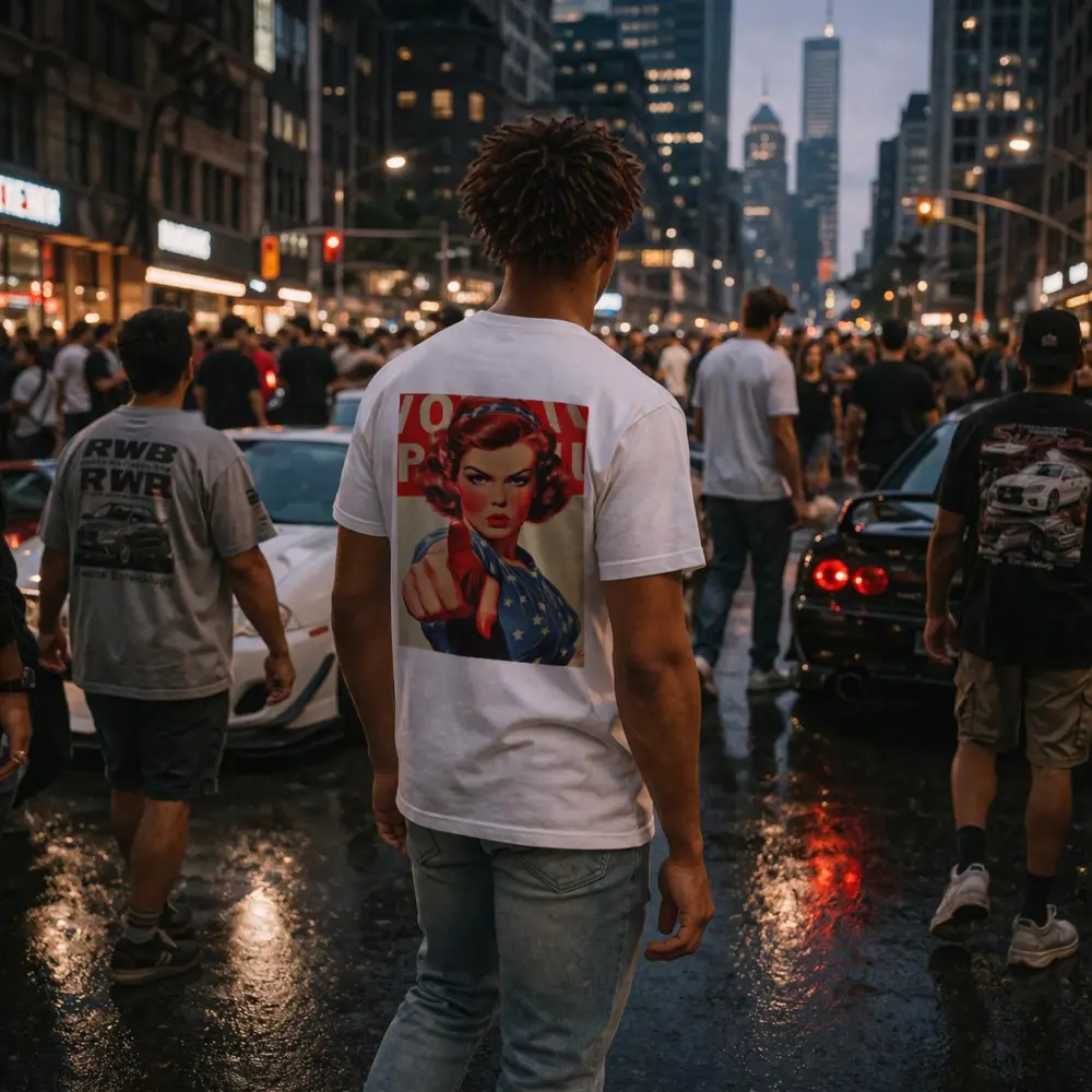 Retro American Woman Pointing Patriotic Art – T-Shirts