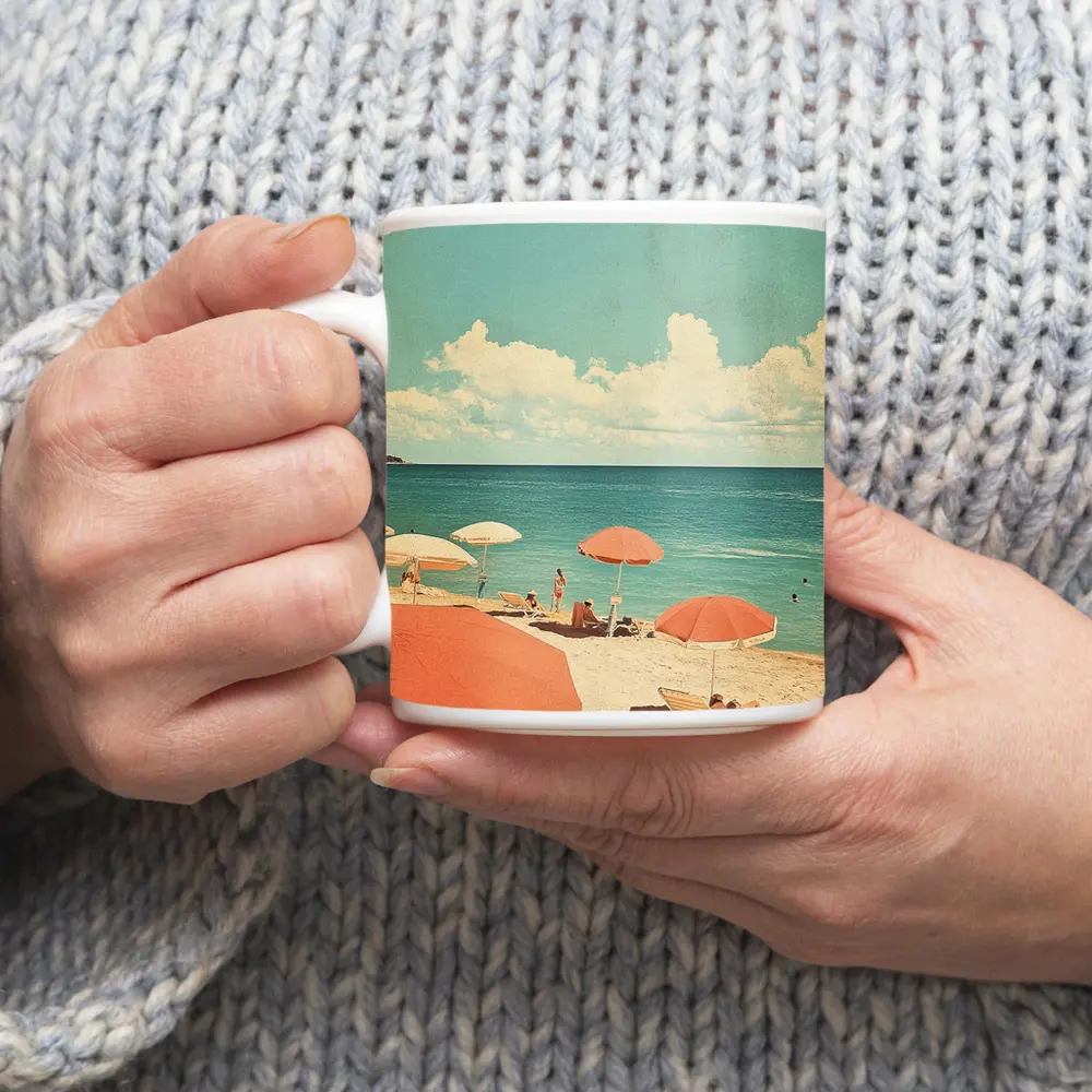 Retro Beach Scene Coral Umbrellas Summer – Mugs