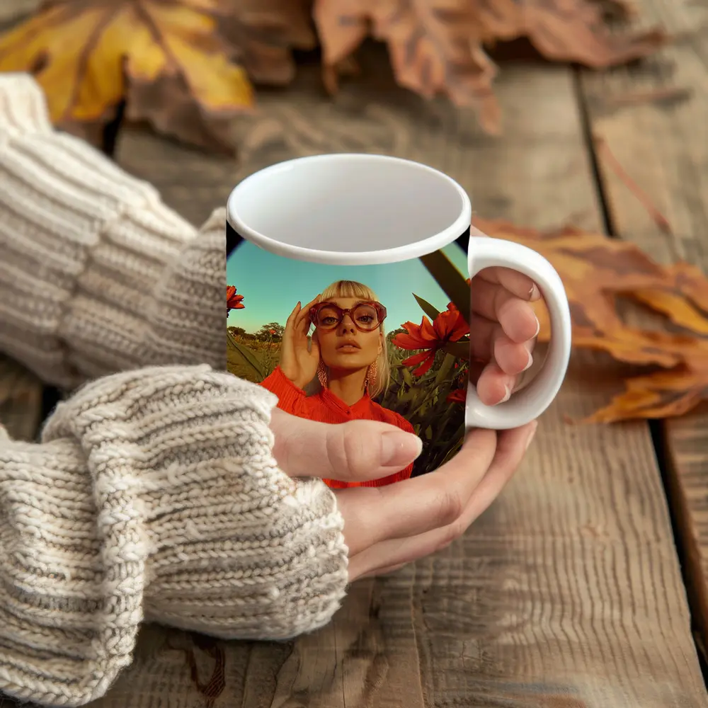 Blonde Woman Red Flowers Fisheye Retro – Mugs