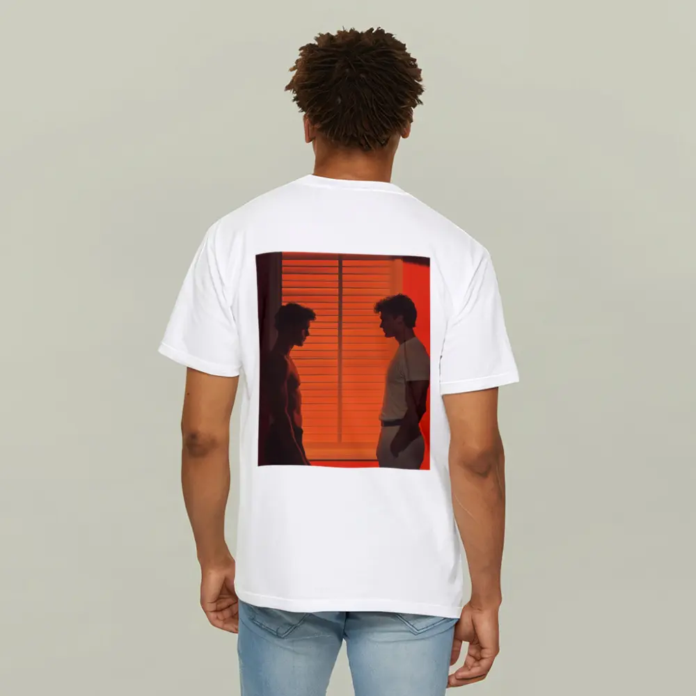 Two Men Facing Each Other Orange Room – T-Shirts