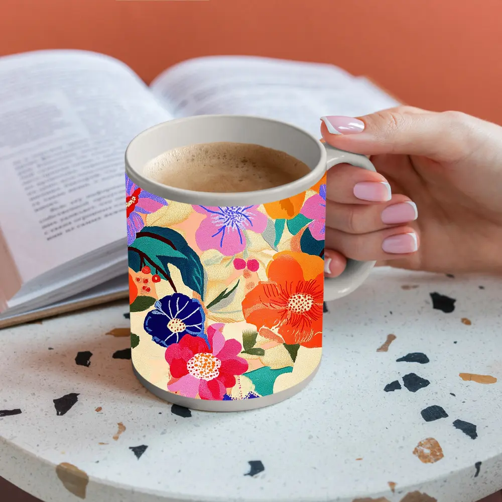 Bold Tropical Floral Pattern Illustration Beige – Mugs