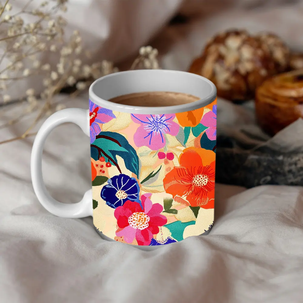 Bold Tropical Floral Pattern Illustration Beige – Mugs