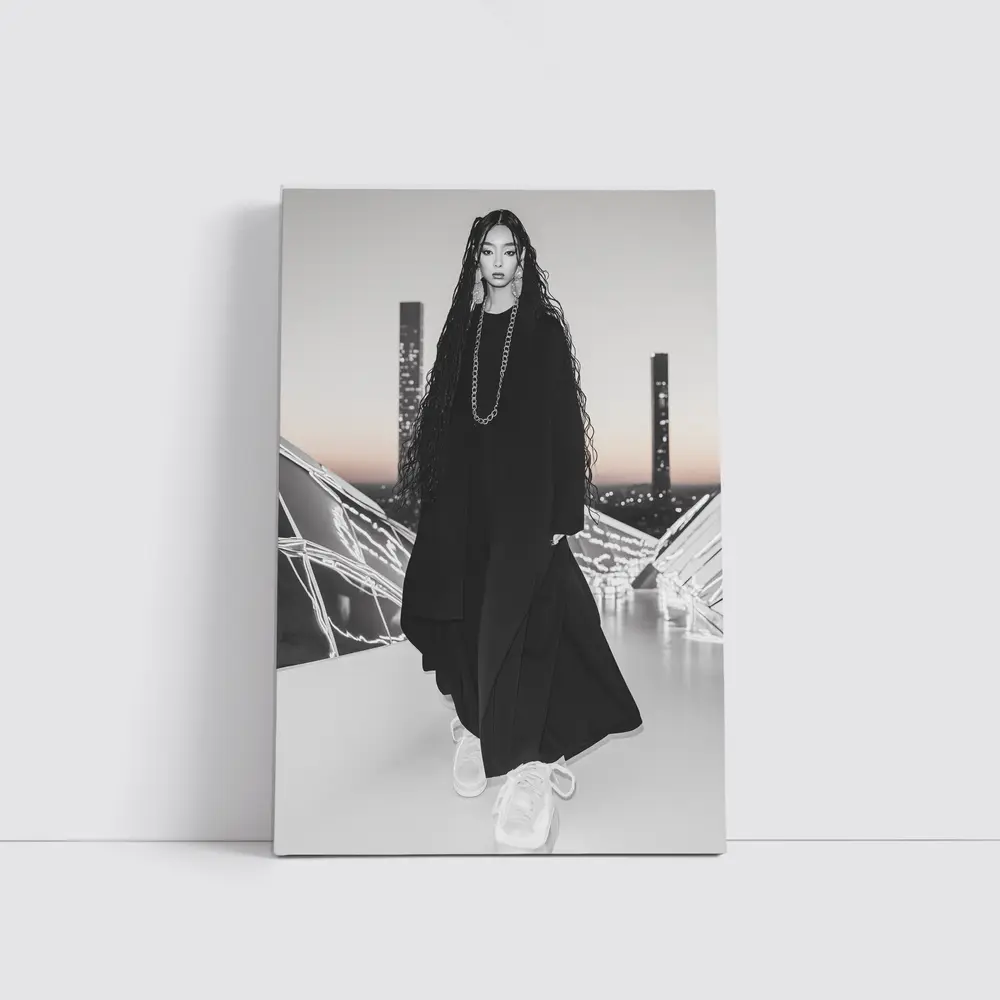 Fashion Woman Black Outfit City Night – Wall Art