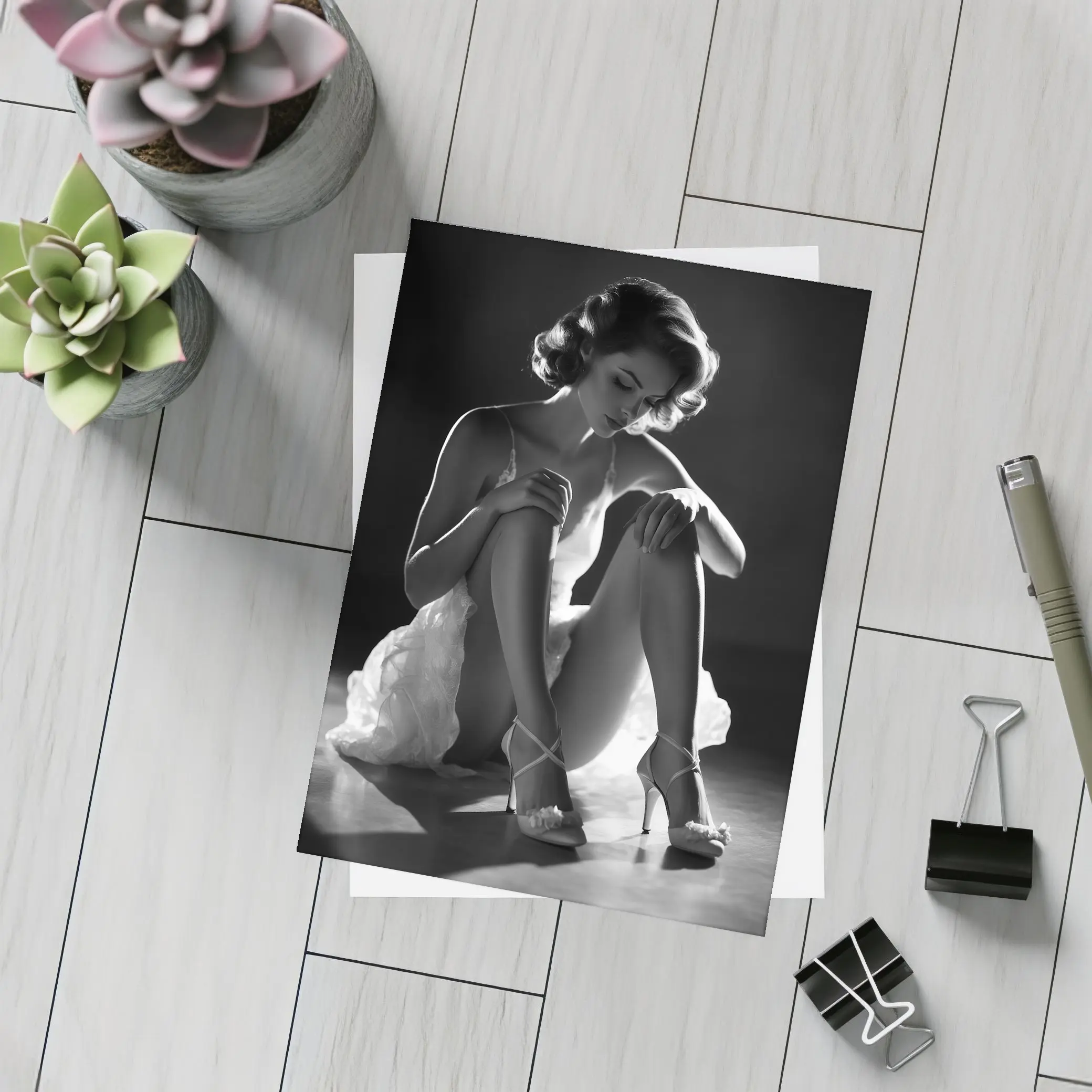 Black And White Woman Elegant Studio Portrait – Postcards