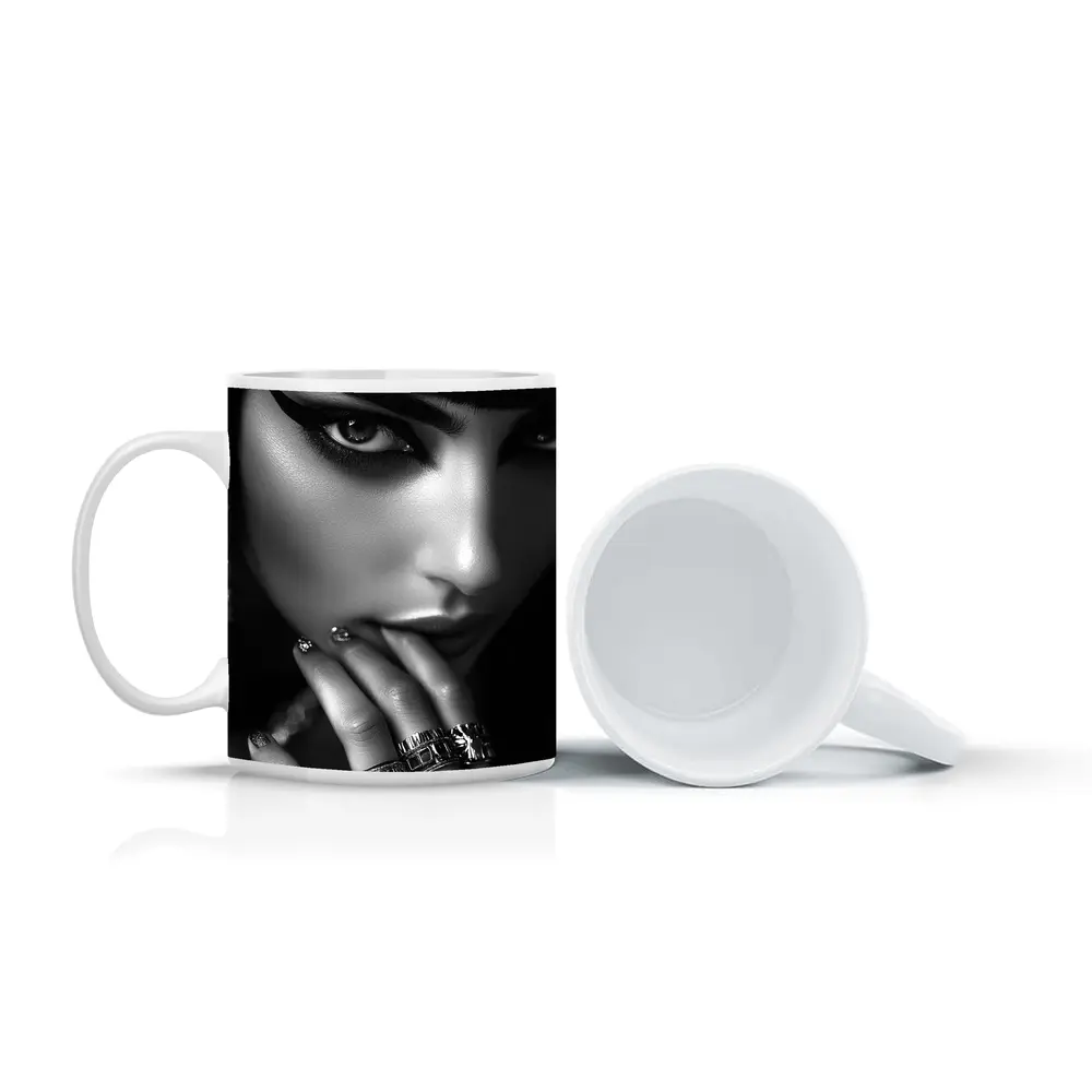 Egyptian Queen Black White Portrait Close Up – Mugs