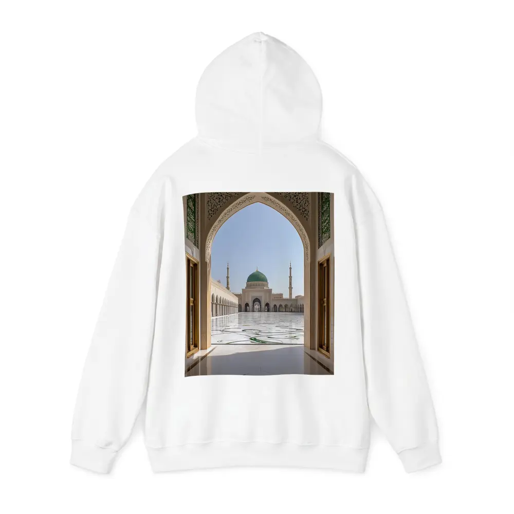 Mosque Green Dome Courtyard Arch View – Hoodies
