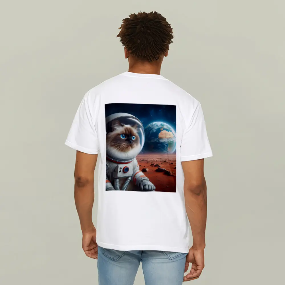 Ragdoll Cat Astronaut On Mars Surface – T-Shirts