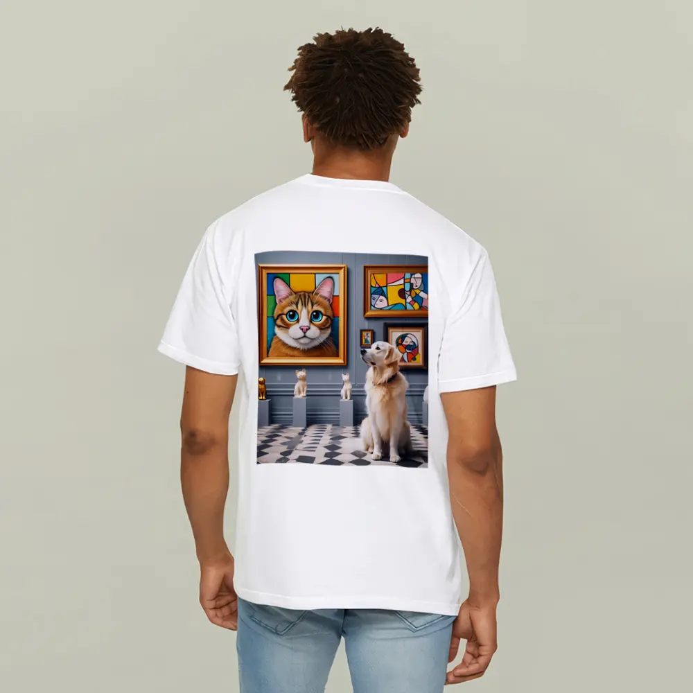Golden Retriever Admiring Cat Portrait Art Gallery – T-Shirts