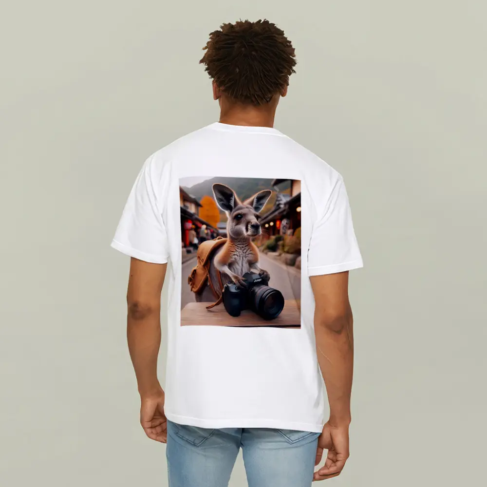 Kangaroo Tourist With Camera In Japan – T-Shirts