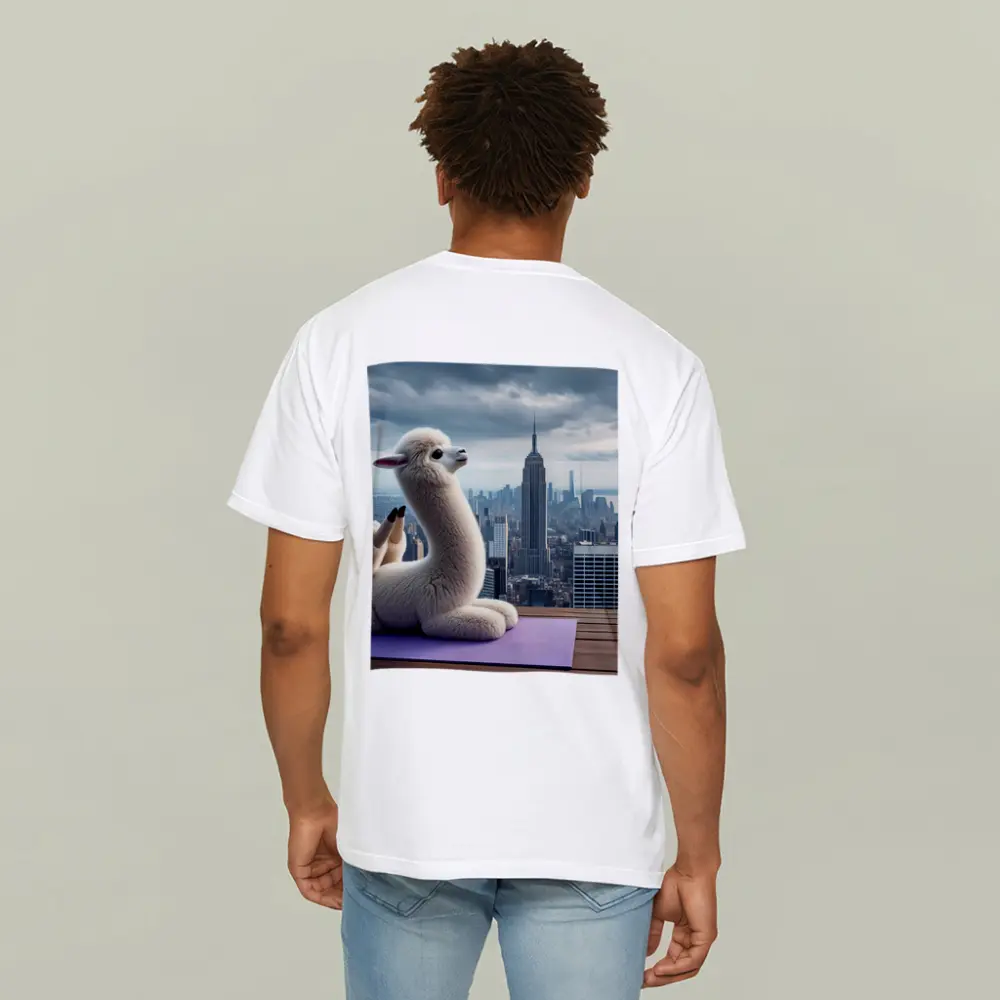 Alpaca Doing Yoga New York City – T-Shirts