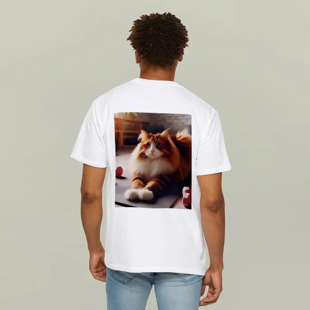 Fluffy Orange Cat on Gym Fitness Mat – T-Shirts