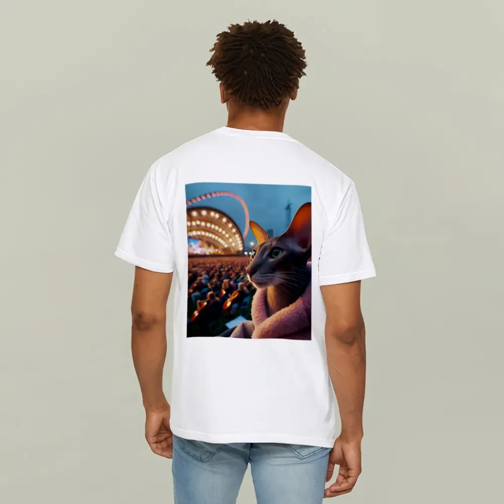 Abyssinian Cat At Outdoor Concert Night – T-Shirts