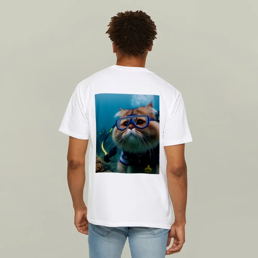 Exotic Shorthair Cat Scuba Diving Underwater – T-Shirts