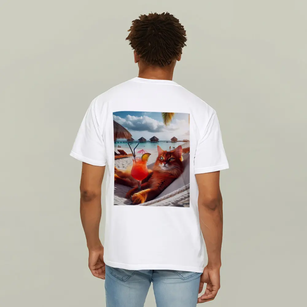 Somali Cat Relaxing on Beach Hammock – T-Shirts