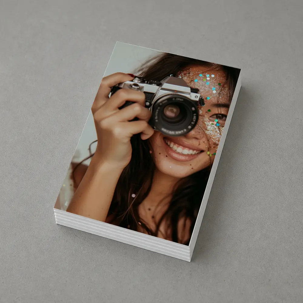Smiling Woman With Film Camera And Glitter – Postcards