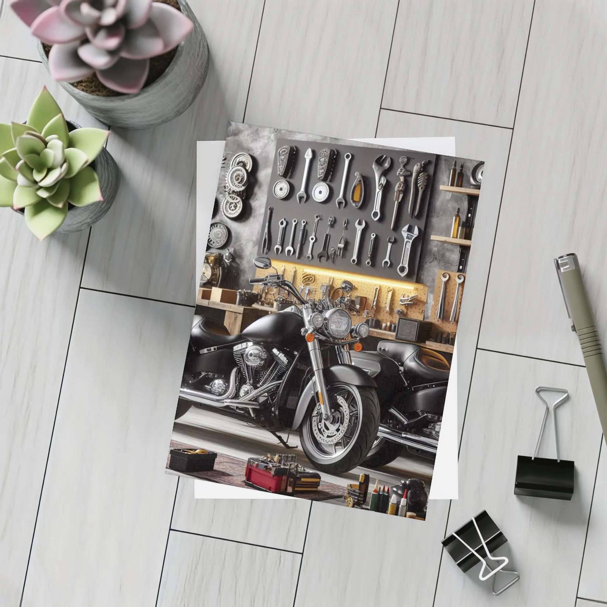 Black Harley Davidson Motorcycle Garage Workshop – Postcards