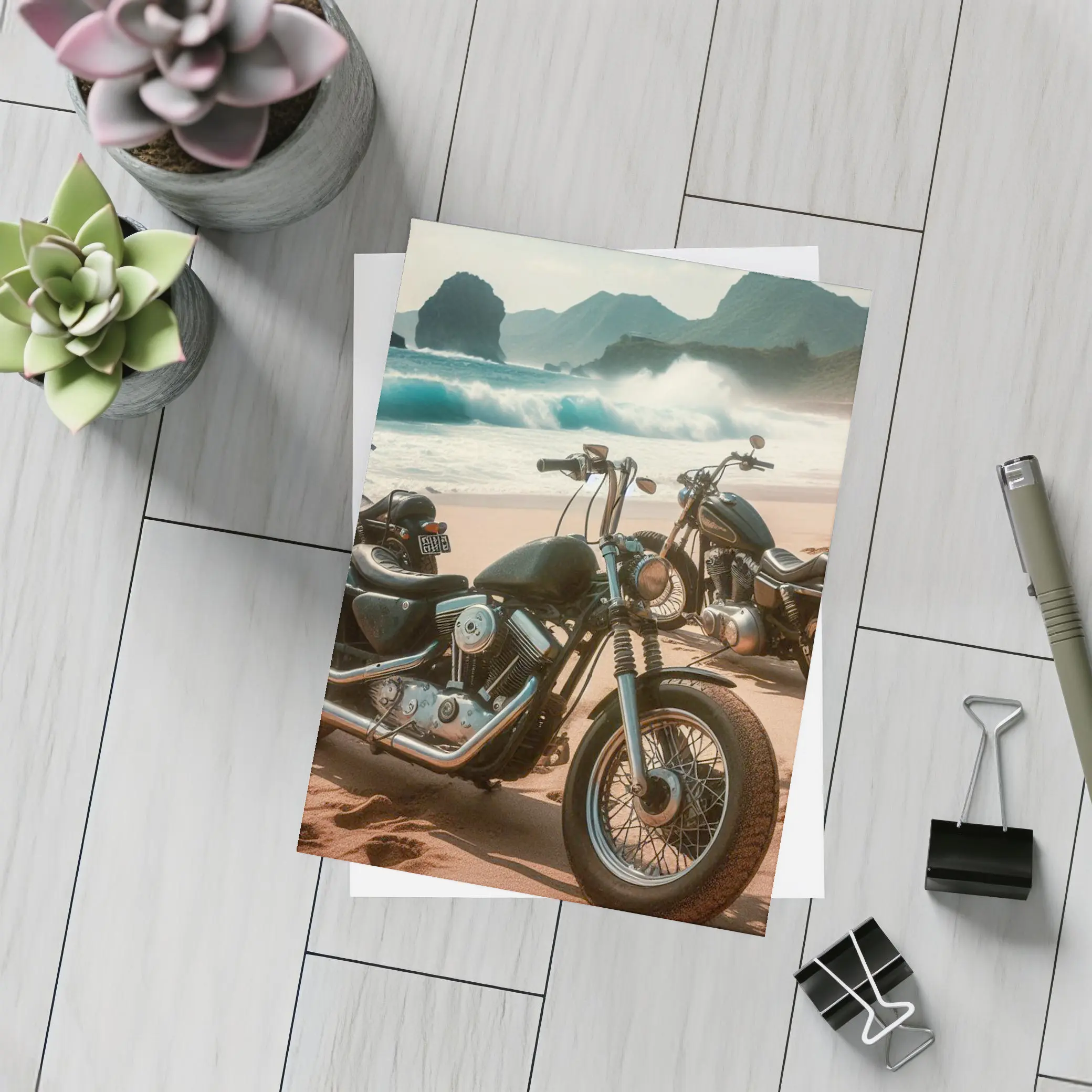 Harley Davidson Choppers Parked Sandy Beach – Postcards