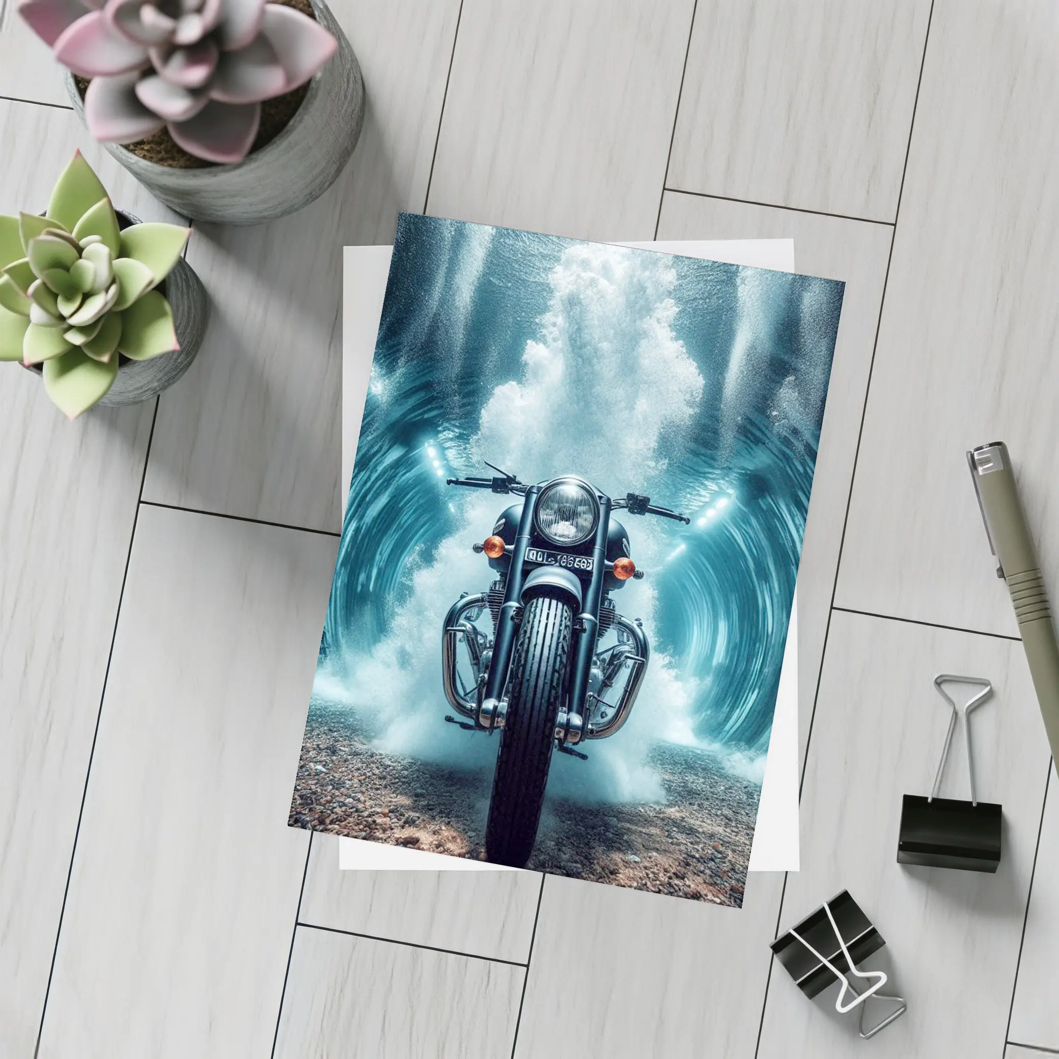 Classic Cruiser Motorcycle Underwater Wave Explosion – Postcards