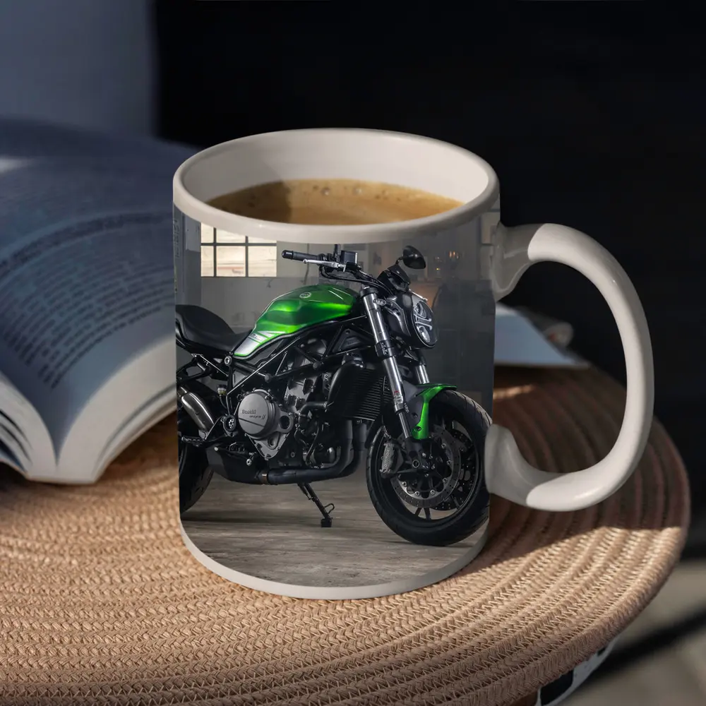 Green Benelli Naked Bike in Industrial Garage – Mugs