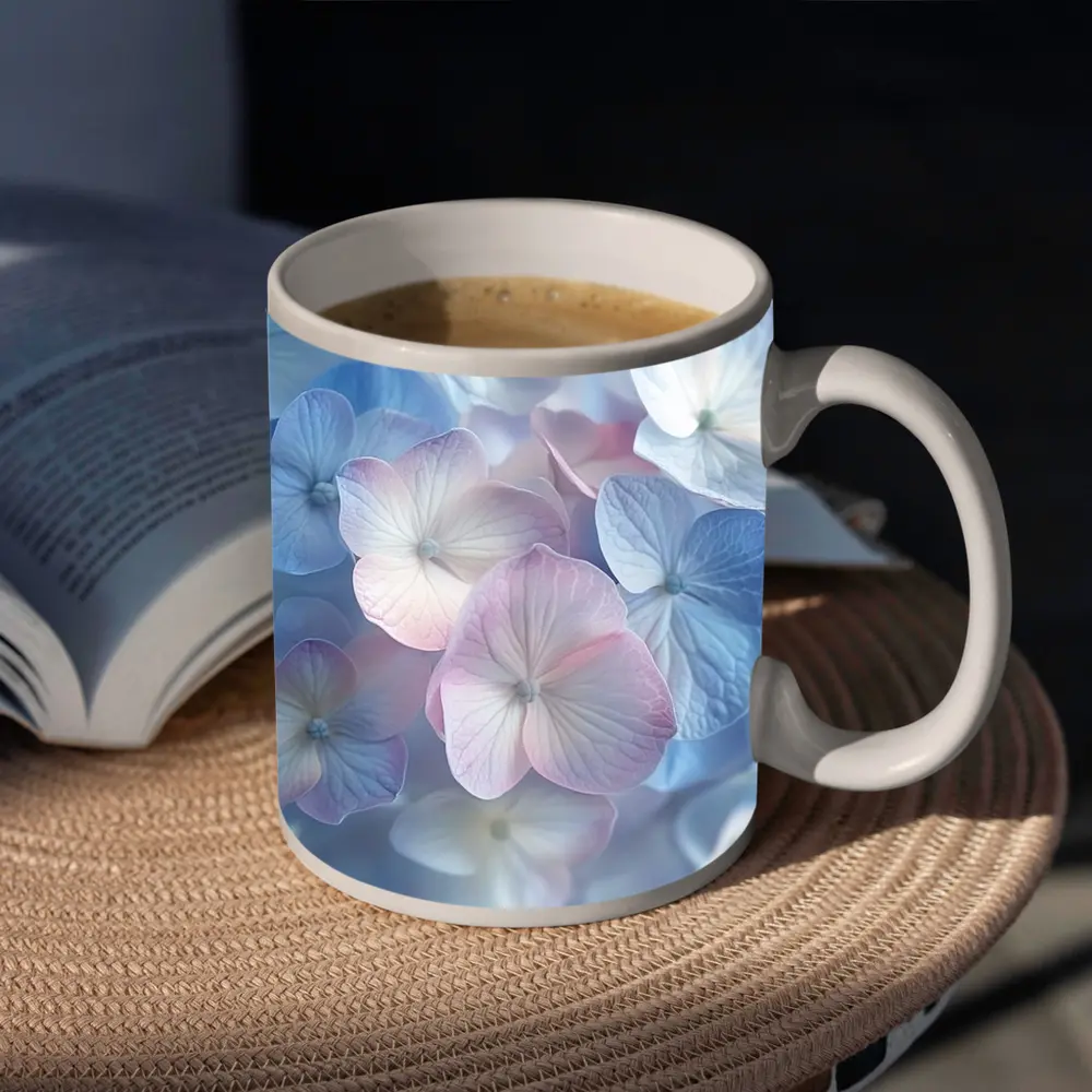 Soft Pastel Hydrangea Flowers Close Up – Mugs