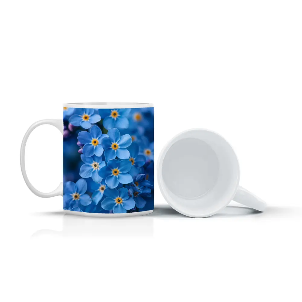 Forget Me Not Blue Flowers Close Up – Mugs