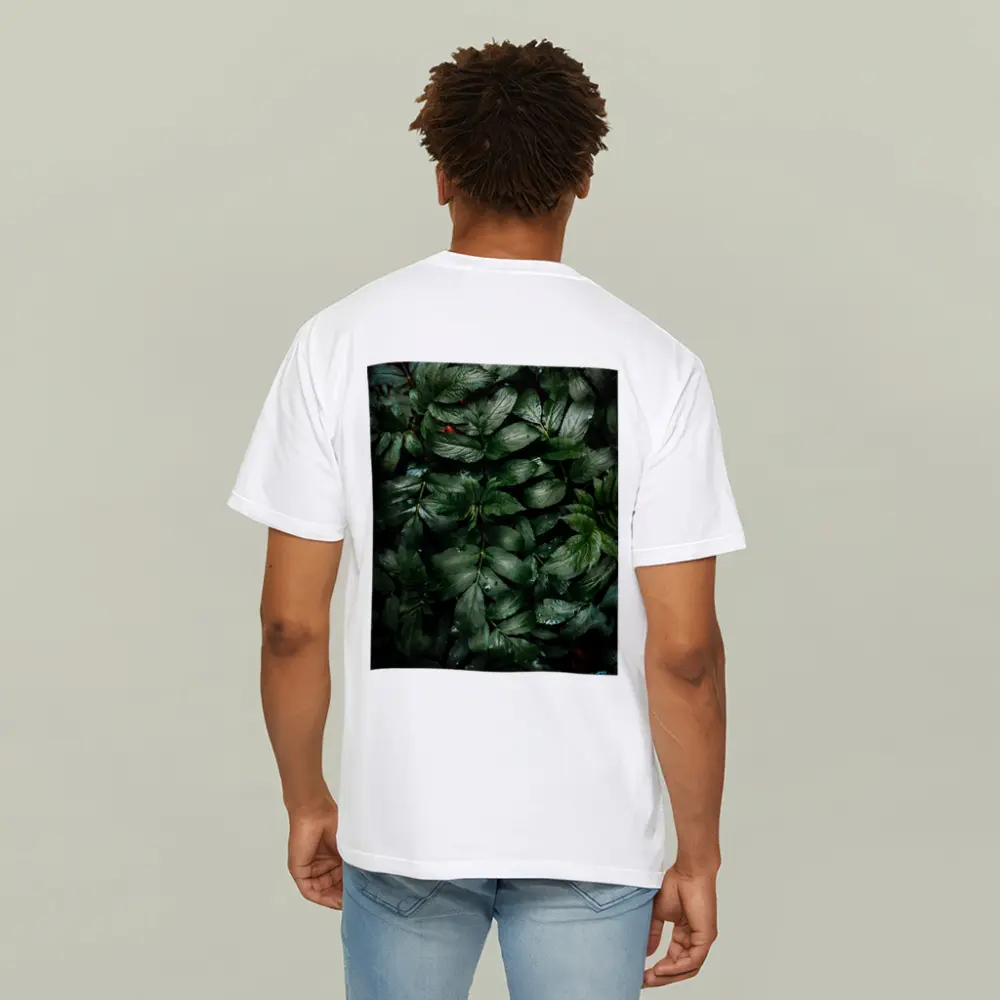 Dark Green Wet Leaves Nature Close Up – T-Shirts