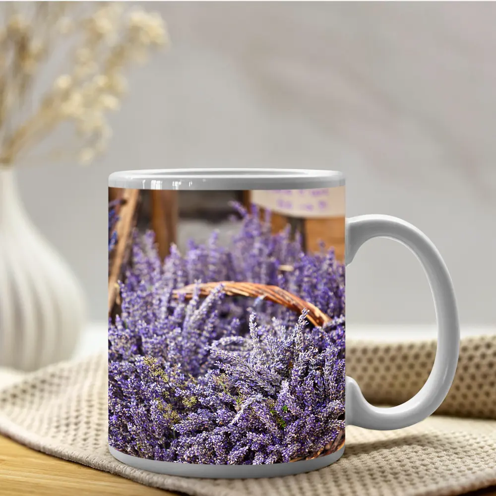 Lavender Bundles in Wicker Basket Market – Mugs