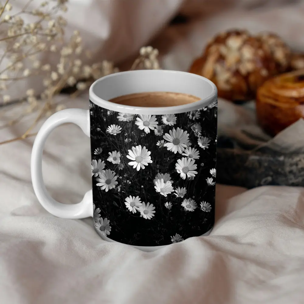 Black and White Daisy Field Floral Art – Mugs