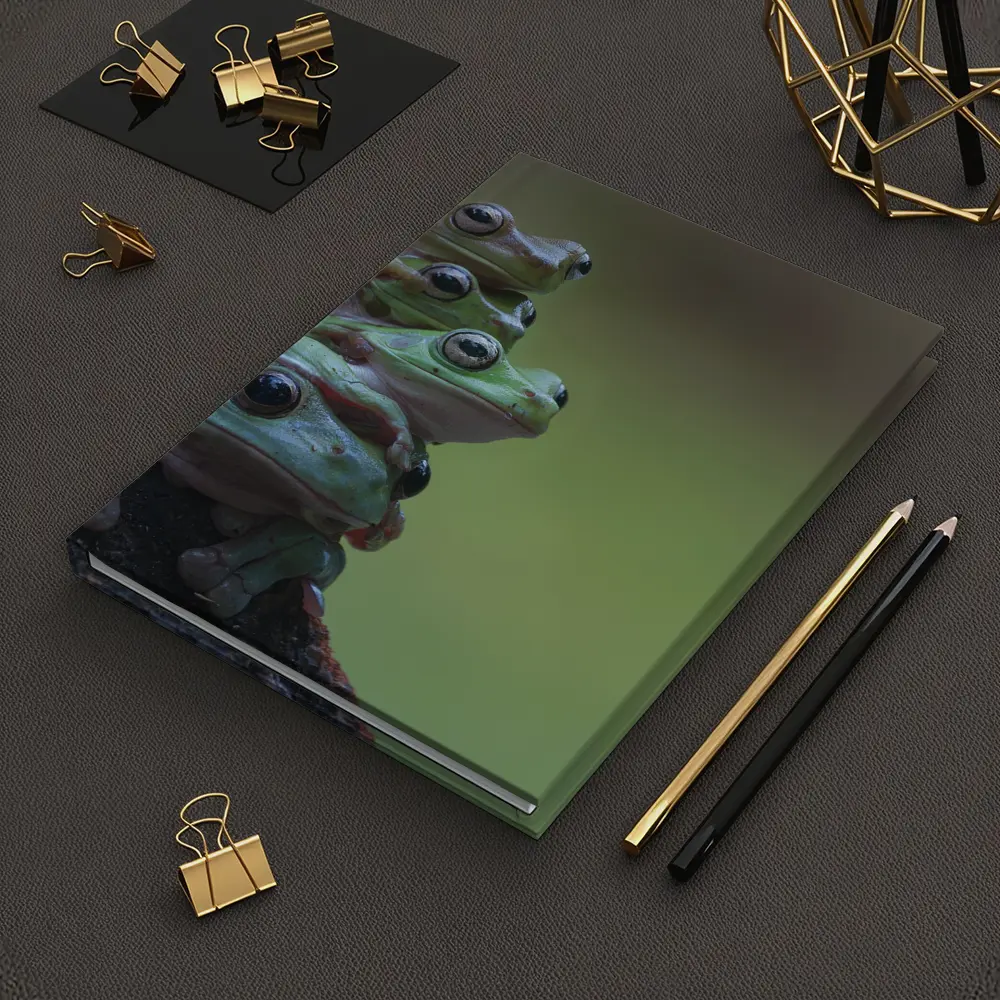Three Green Tree Frogs Stacked Together – Notebooks