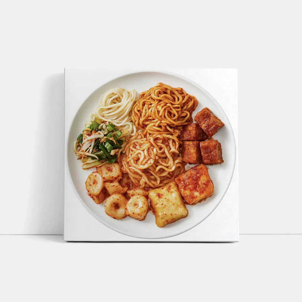 Korean Spicy Noodles Tteokbokki Tofu White Plate – Wall Art