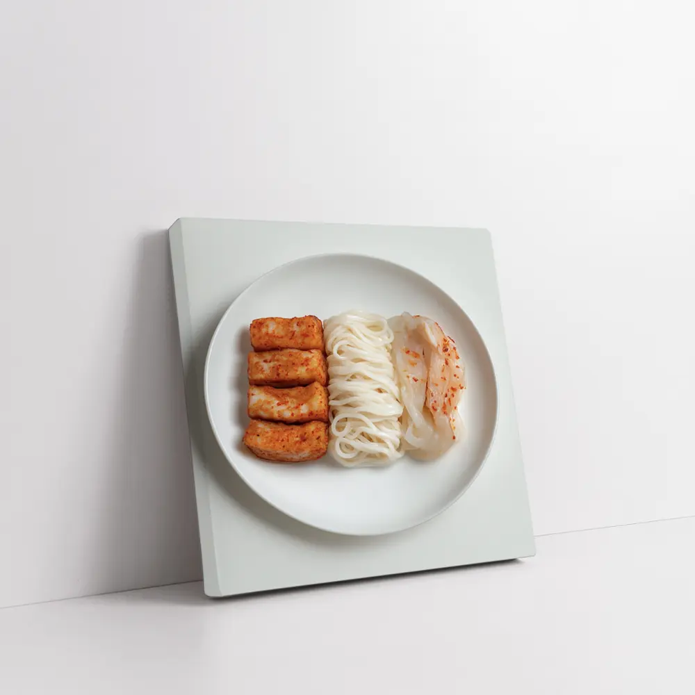 Korean Rice Cake Noodle Kimchi White Plate – Wall Art