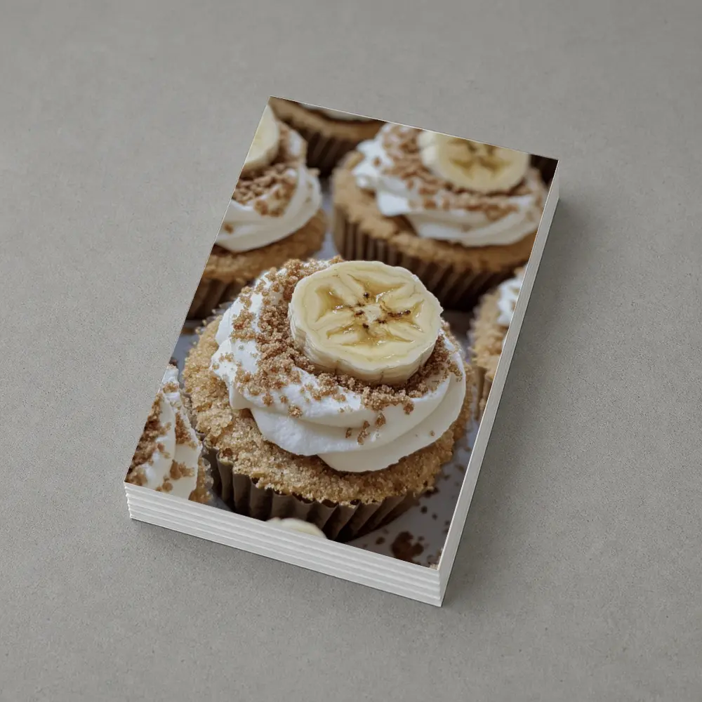 Banana Cupcakes With Cinnamon Crumble Frosting – Postcards