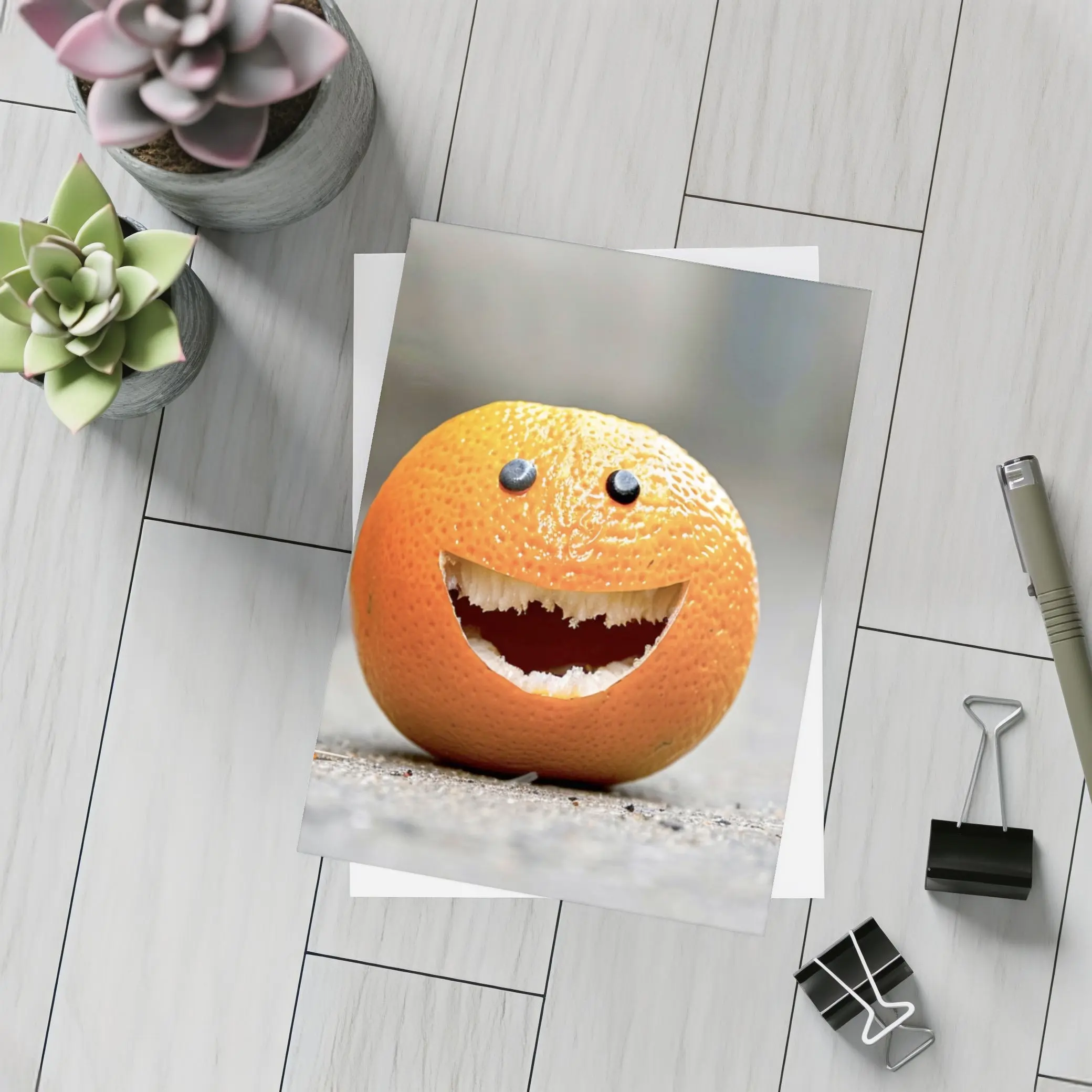 Funny Smiling Orange Fruit Street Art – Postcards