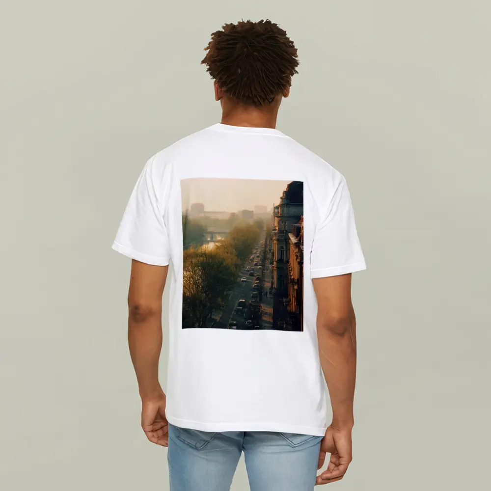 Berlin Boulevard Misty Morning Golden Light – T-Shirts
