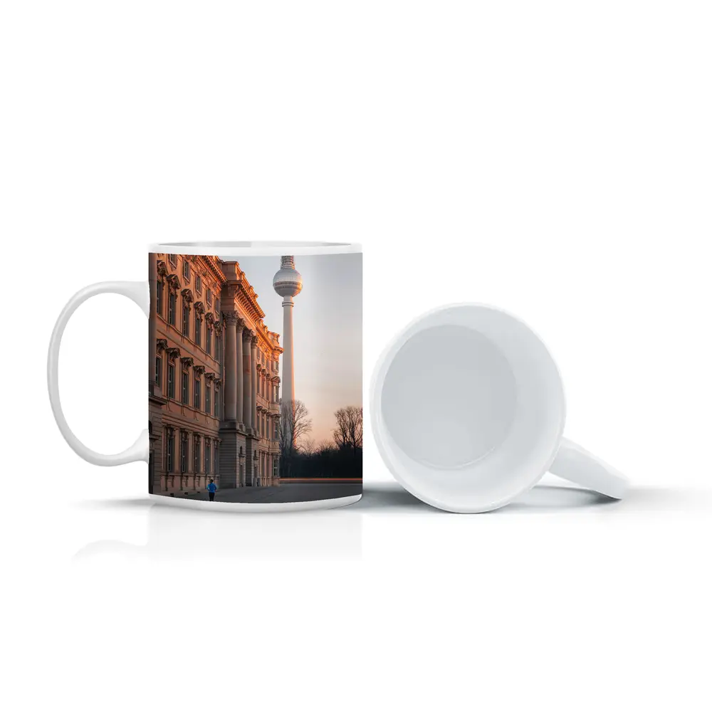 Berlin TV Tower Palace Sunset Warm Light – Mugs